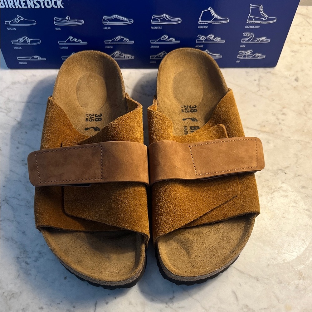 Women’s Birkenstock Kyoto Sandals in the color Mink Size EU 38